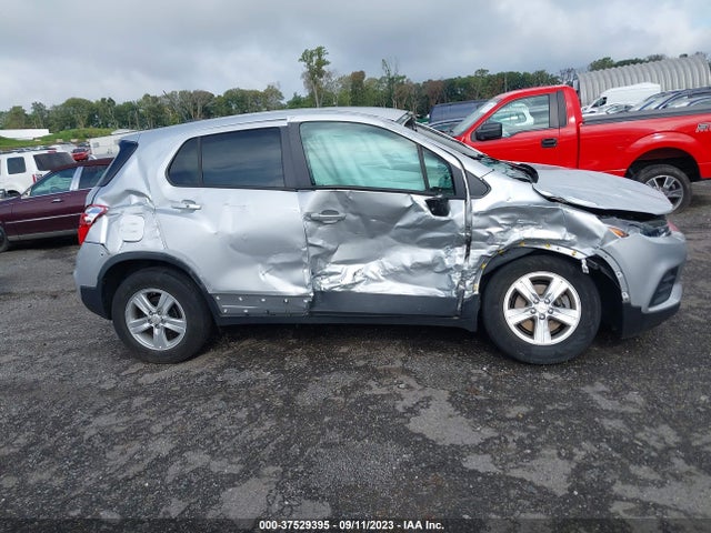 Chevrolet TRAX LS 2020 KL7CJKSB8LB325490 Image 13
