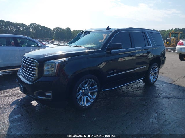 GMC YUKON SLT 2018 1GKS1BKC2JR127424 Image 2