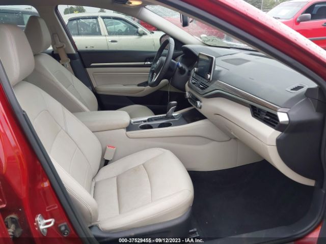 1N4BL4FV9KC200960 Nissan Altima 2.5 Platinum