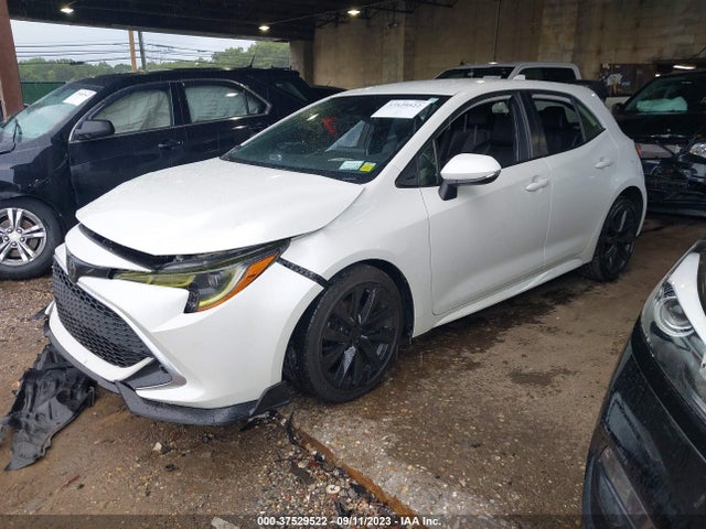 Toyota Corolla Hatchback Xse 2020 JTNA4RBE5L3088631 Image 2