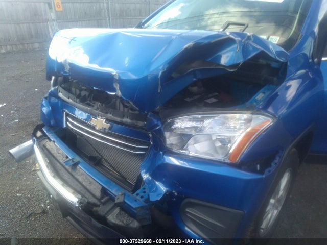 37529668 :رقم المزاد ، KL7CJPSB9GB595251 vin ، 2016 Chevrolet Trax Lt مزاد بيع