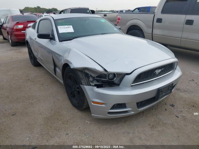 1ZVBP8AM1E5208710 Ford Mustang V6