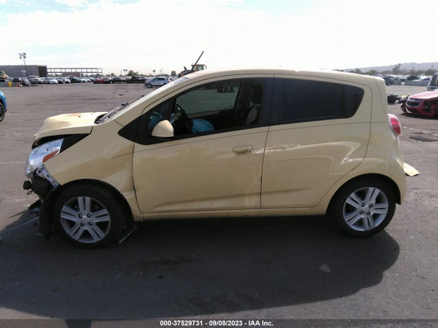 Chevrolet Spark 1lt Auto 2014 KL8CD6S96EC428203 Image 15