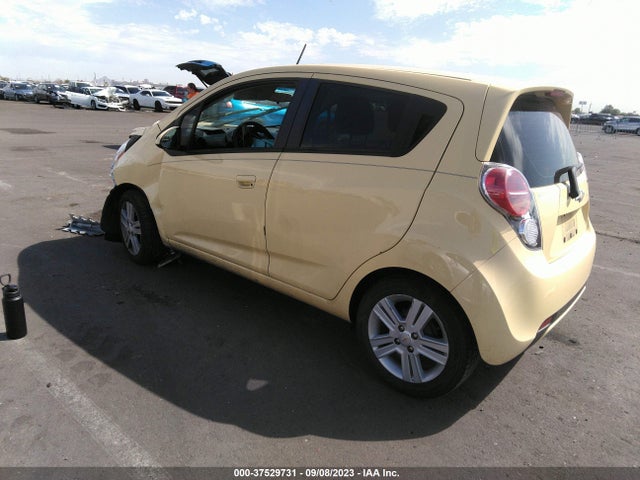 Chevrolet Spark 1lt Auto 2014 KL8CD6S96EC428203 Image 3