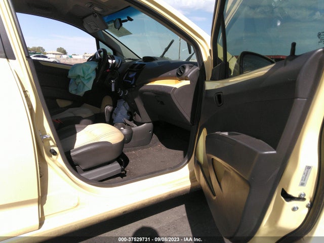 Chevrolet Spark 1lt Auto 2014 KL8CD6S96EC428203 Image 5