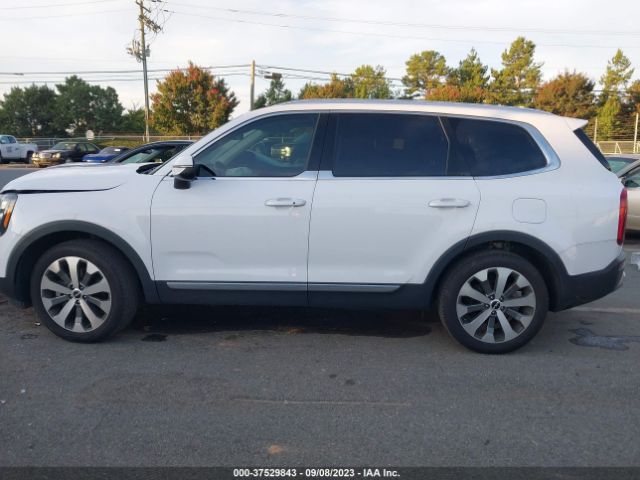 5XYP34HC7NG209152 KIA Telluride Ex