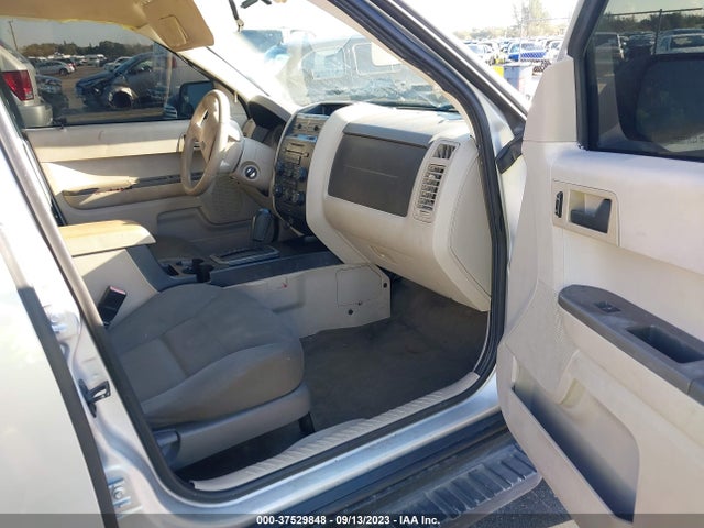 2008 FORD ESCAPE XLS/XLS MANUAL VIN: 1FMCU02Z48KB08954