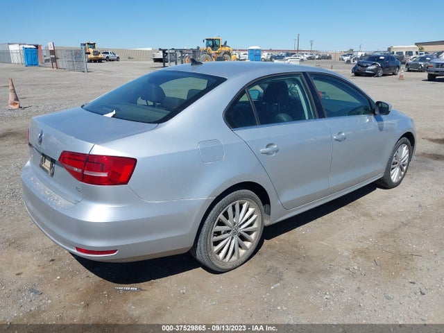 3VWD17AJ7FM321325 Volkswagen Jetta Sedan 1.8t Se