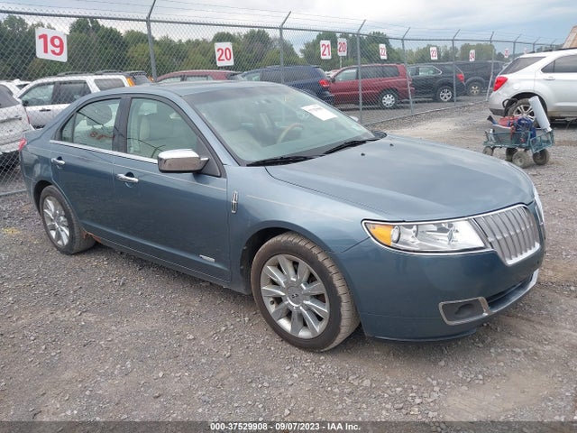 2011 LINCOLN MKZ HYBRID VIN: 3LNDL2L39BR756502