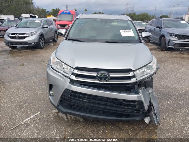 2017 TOYOTA HIGHLANDER XLE/SE VIN: 5TDKZRFH8HS519709