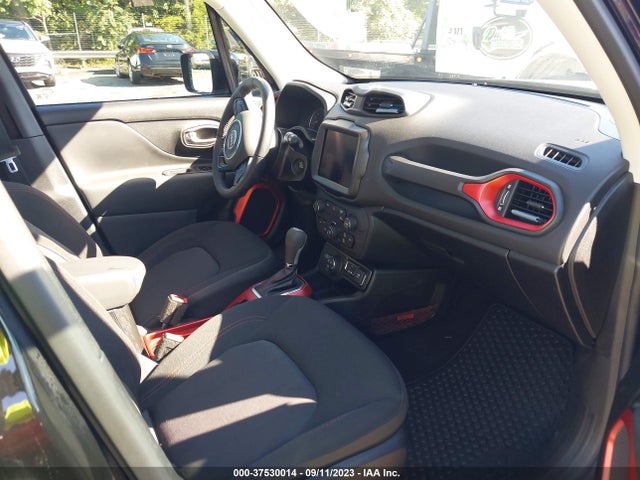 ZACNJDC13NPN97884 Jeep Renegade Trailhawk