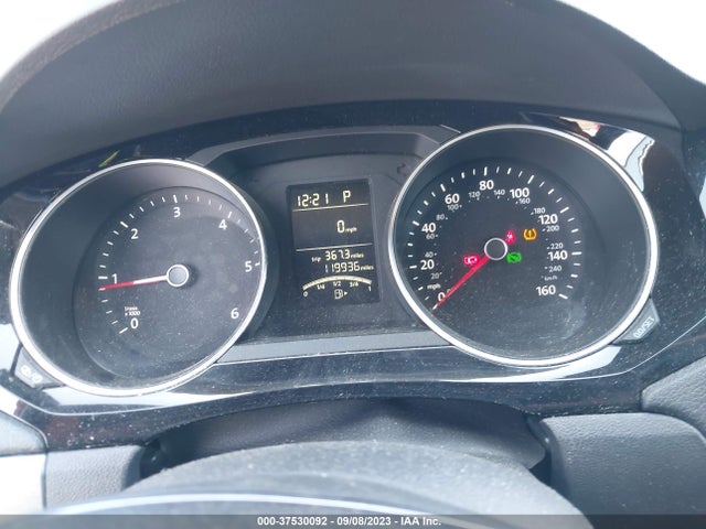 3VWLA7AJ9FM323668 Volkswagen Jetta Sedan 2.0l Tdi S