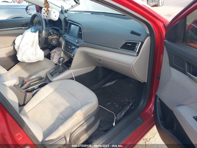 2017 HYUNDAI ELANTRA SE VIN: 5NPD84LF2HH046137