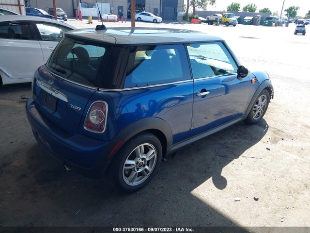 2013 MINI COOPER HARDTOP WMWSU3C55DT545053 Photo 3