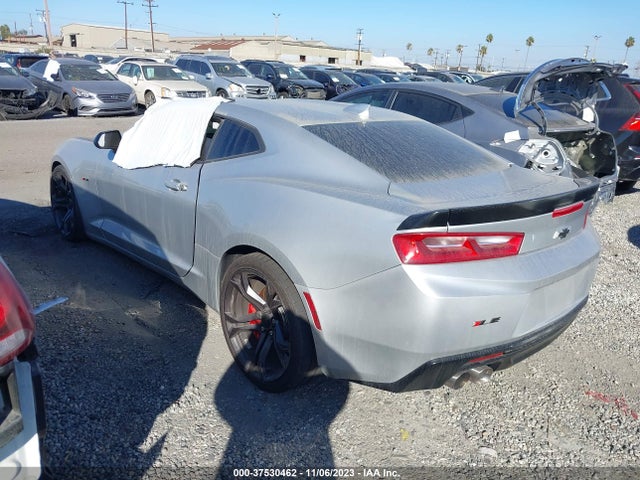 Chevrolet Camaro 1ss 2018 1G1FE1R73J0129622 Image 3