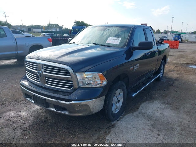 1C6RR7GT0KS716675 RAM 1500 Classic Slt