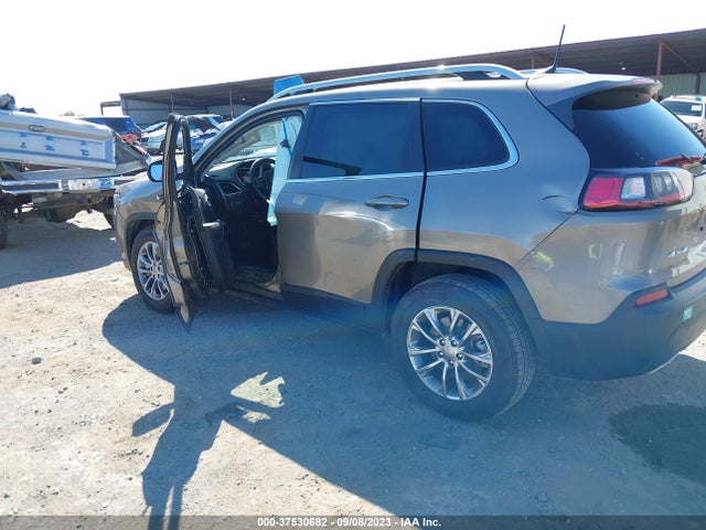 1C4PJMLX4KD229501 Jeep Cherokee Latitude Plus