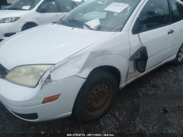 2005 FORD FOCUS S/SE/SES VIN: 3FAFP31N45R129552