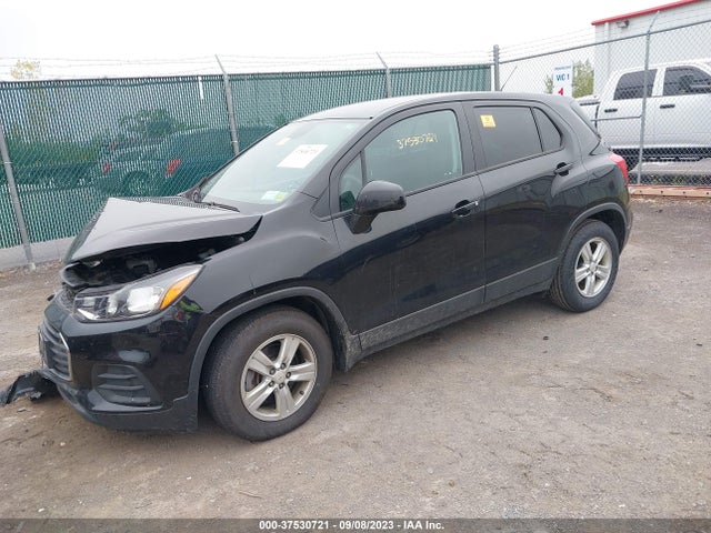 Chevrolet TRAX LS 2020 KL7CJKSB8LB030101 Image 2