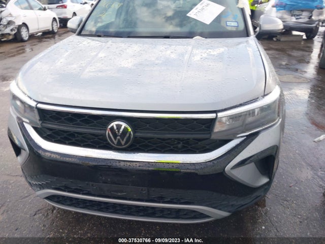 3VVSX7B28NM081962 Volkswagen TAOS SE
