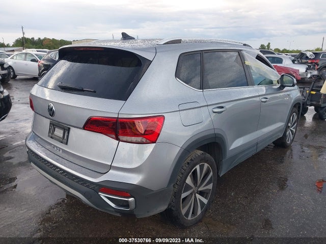 3VVSX7B28NM081962 Volkswagen TAOS SE
