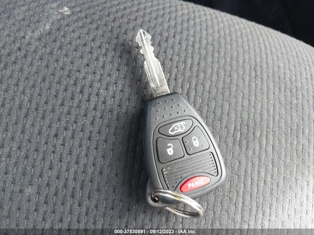 2014 CHRYSLER 200 LX VIN: 1C3CCBAB8EN210117