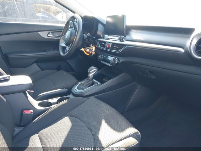 KIA Forte Lxs 2019 3KPF24AD5KE059620 Image 5