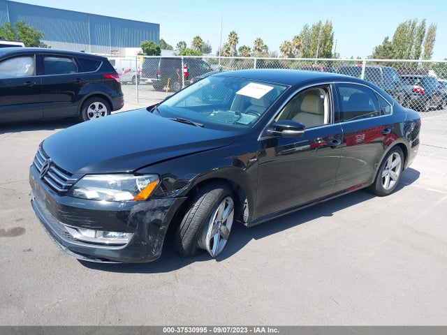 1VWAT7A37FC123344 Volkswagen Passat 1.8t Limited Edition