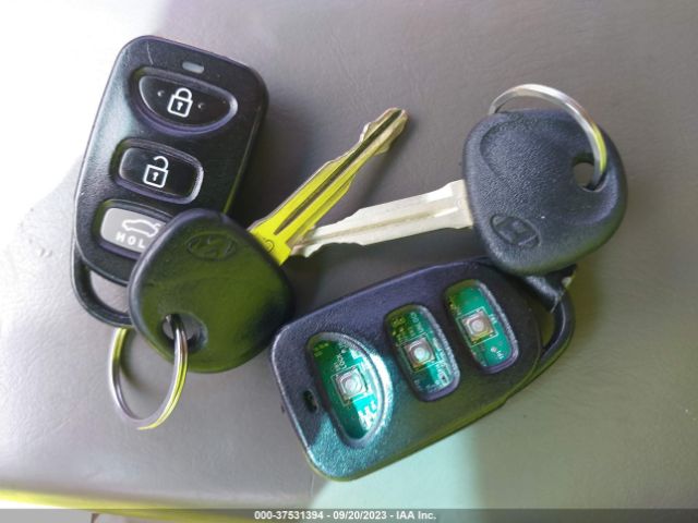 Hyundai ELANTRA SE 2017 KMHD74LF2HU152527 Image 11