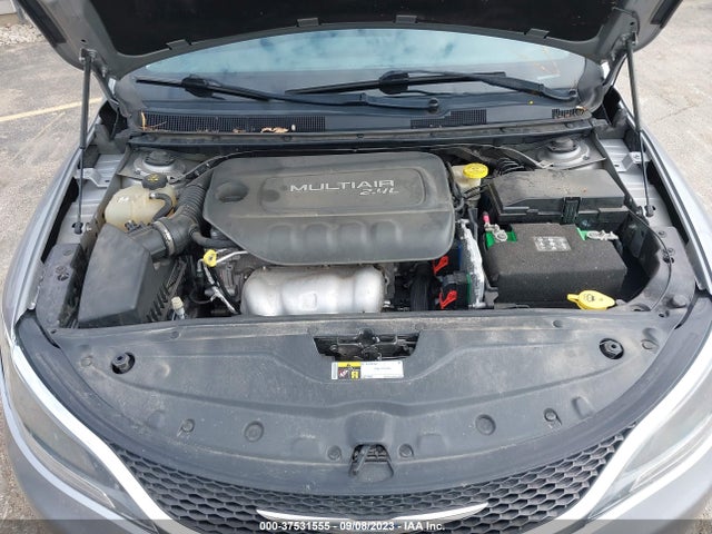 1C3CCCAB3FN579975 Chrysler 200 Limited