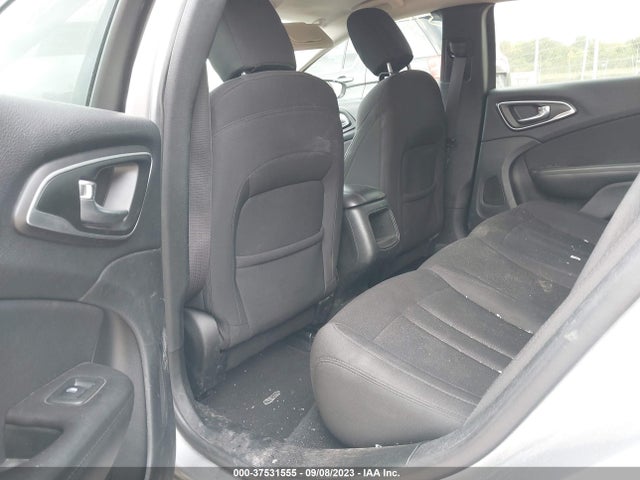 1C3CCCAB3FN579975 Chrysler 200 Limited
