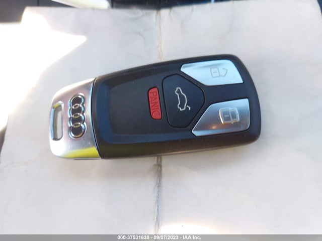 Audi A4 Premium Plus 2018 WAUENAF42JA155388 Image 11