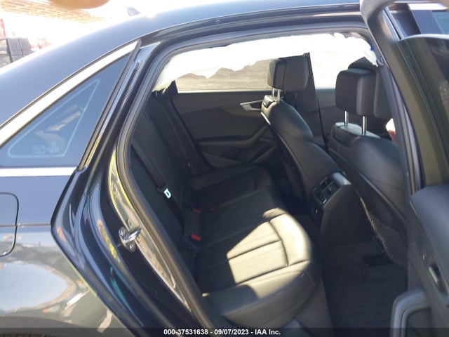 Audi A4 Premium Plus 2018 WAUENAF42JA155388 Image 8