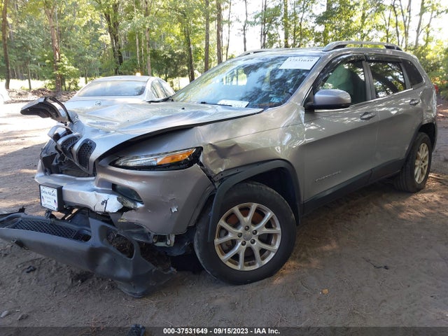 Jeep Cherokee Latitude 2017 1C4PJMCS2HW639604 Image 2