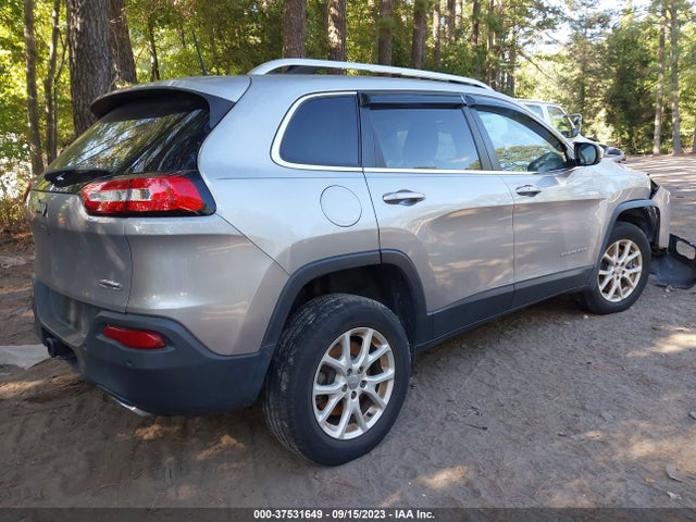 Jeep Cherokee Latitude 2017 1C4PJMCS2HW639604 Image 4