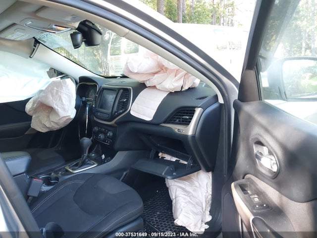 Jeep Cherokee Latitude 2017 1C4PJMCS2HW639604 Image 5