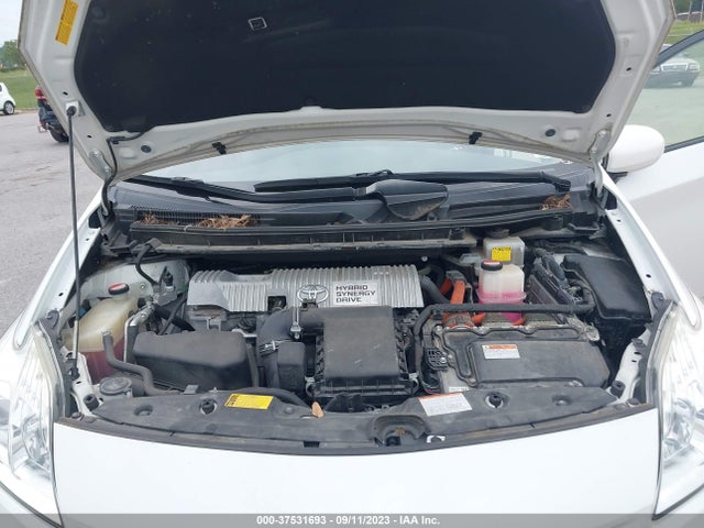 Toyota Prius Four 2015 JTDKN3DU6F0430990 Image 16