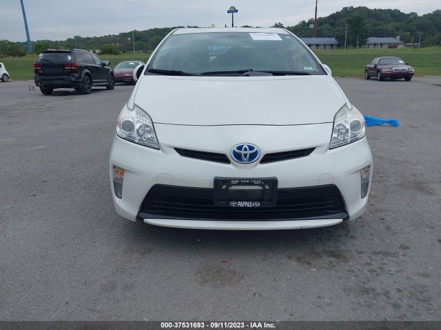 Toyota Prius Four 2015 JTDKN3DU6F0430990 Image 4