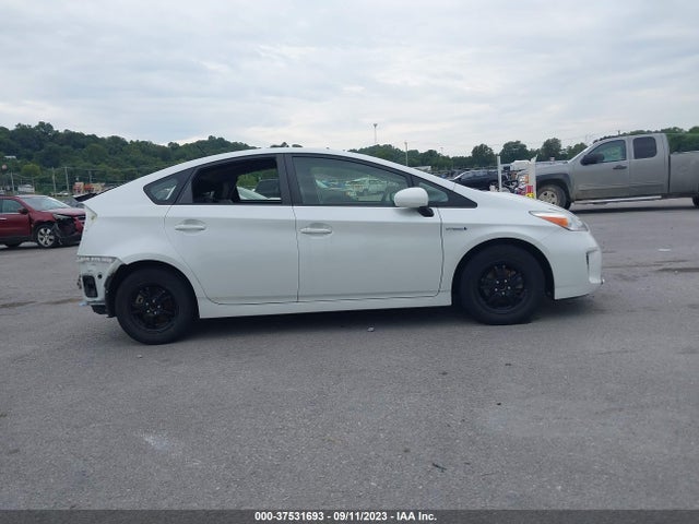 Toyota Prius Four 2015 JTDKN3DU6F0430990 Image 5