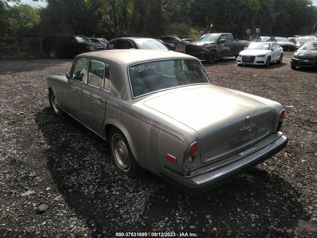 1980 ROLLS-ROYCE SILVER SHADOW VIN: 000000000SRX39410