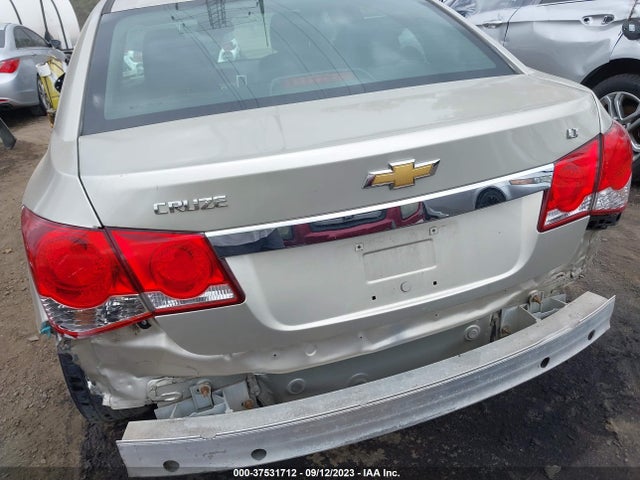 Chevrolet Cruze 1lt Auto 2014 1G1PC5SB9E7376009 Image 16