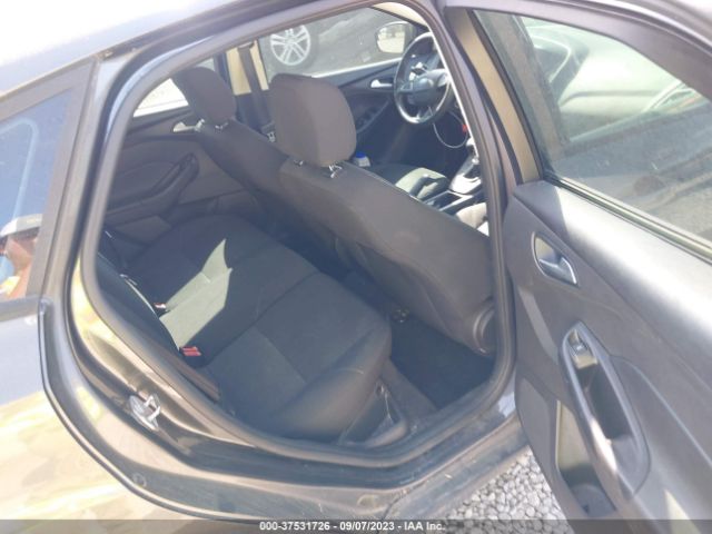 1FADP3KEXFL311133 Ford FOCUS SE