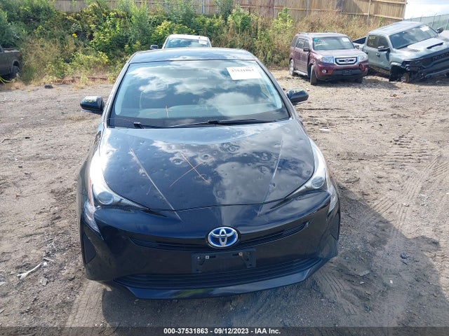 Toyota Prius Two 2016 JTDKBRFU5G3514310 Image 12