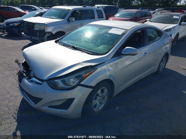 Hyundai ELANTRA SE 2015 5NPDH4AE8FH652050 Image 2