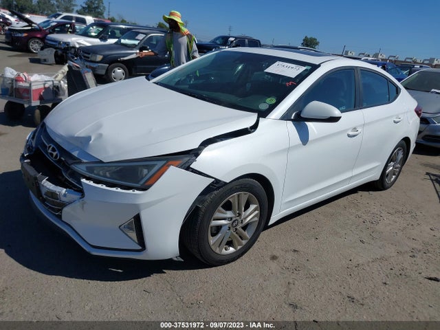 Hyundai Elantra Value Edition 2019 5NPD84LF6KH444023 Image 2