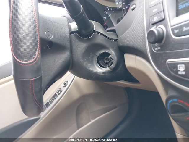 Hyundai ACCENT SE 2017 KMHCT4AEXHU357613 Image 11