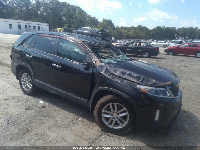 2015 KIA SORENTO LX VIN: 5XYKT4A61FG553155