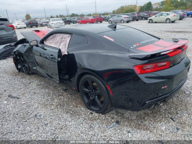 2017 CHEVROLET CAMARO 1G1FH1R72H0119035 Photo 2