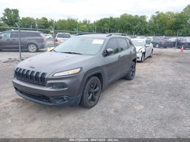 1C4PJLCB1JD518168 Jeep Cherokee Latitude