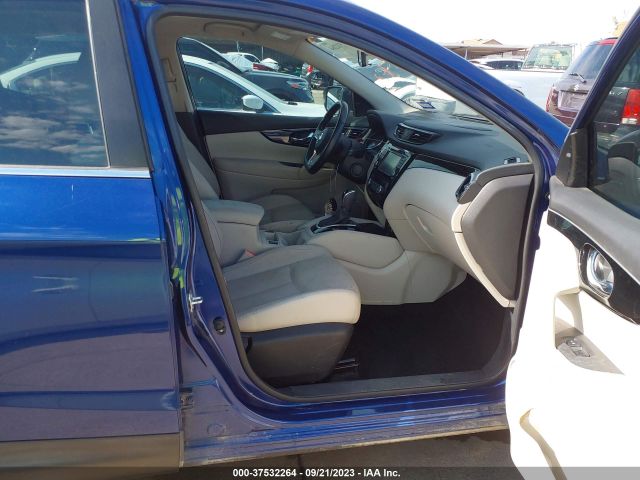 JN1BJ1CP7KW241545 Nissan Rogue Sport Sl